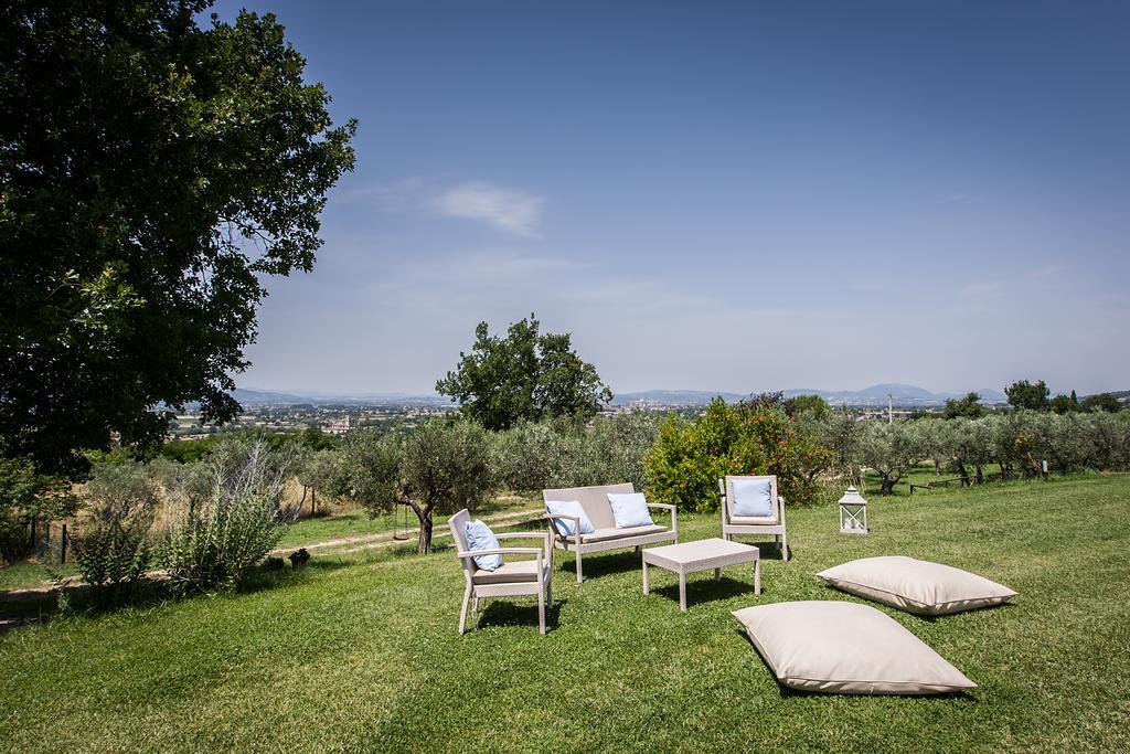 Appartamenti Poggio Fiorito Assisi Exterior foto